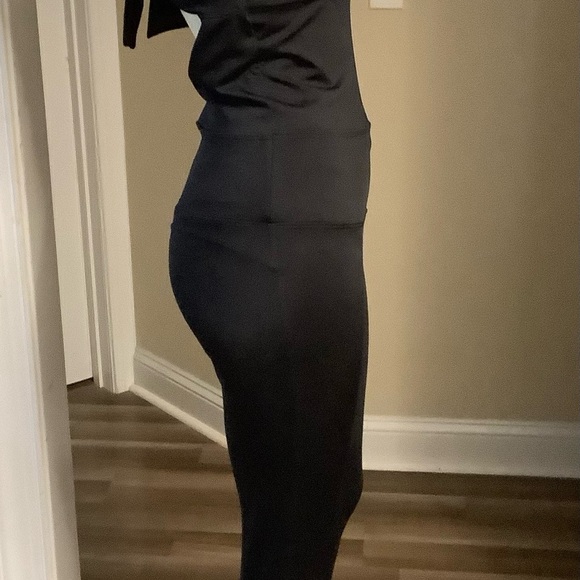 Secret Love:Size L
Black Jumpsuit Adjustable Straps
Tie Back - Picture 5 of 10